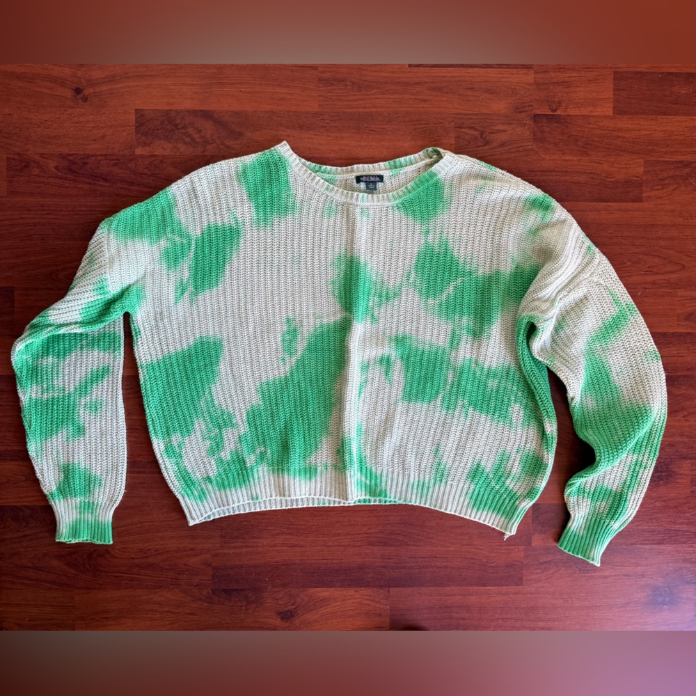 Wild Fable Green‎ and Cream Tie-Dye Sweater